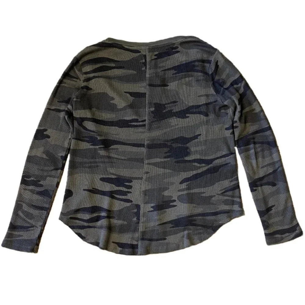 Splendid Camouflage Long Sleeve Shirt - Picture 3 of 4